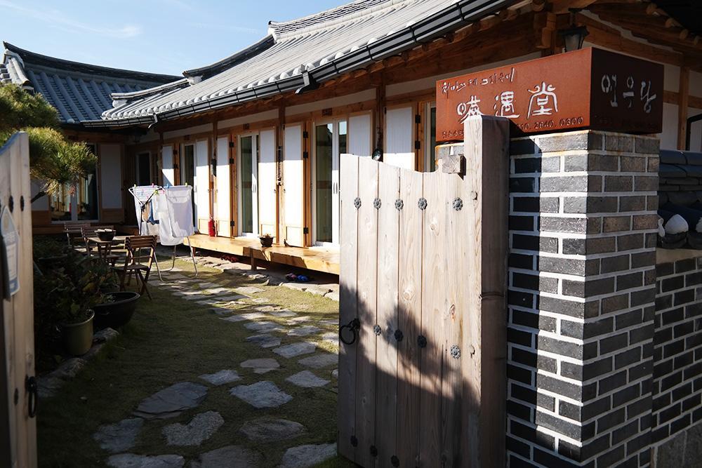 Yeonwoodang Guesthouse Jeonju Luaran gambar
